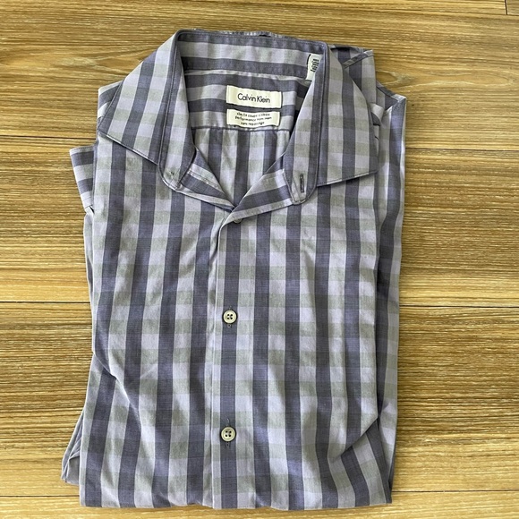 Men’s Button Down - Picture 1 of 8